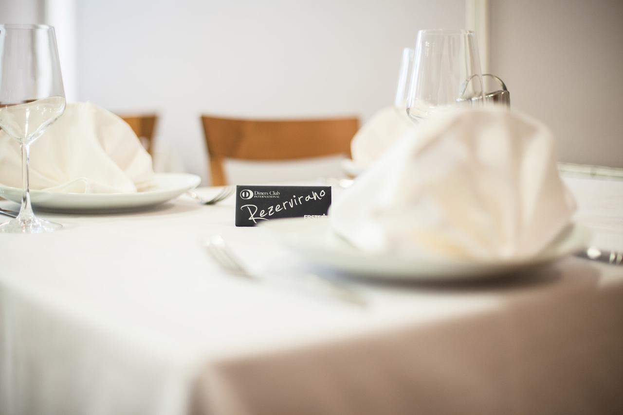 Hotel Pakrác Kültér fotó