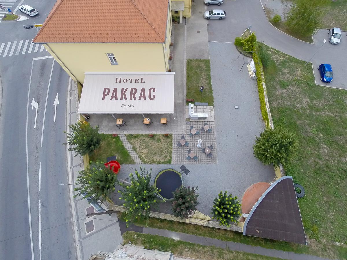 Hotel Pakrác Kültér fotó