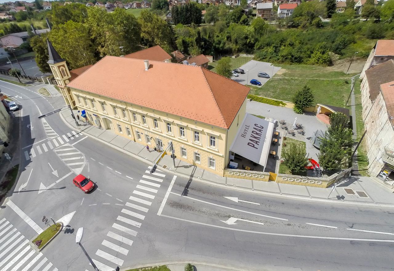 Hotel Pakrác Kültér fotó